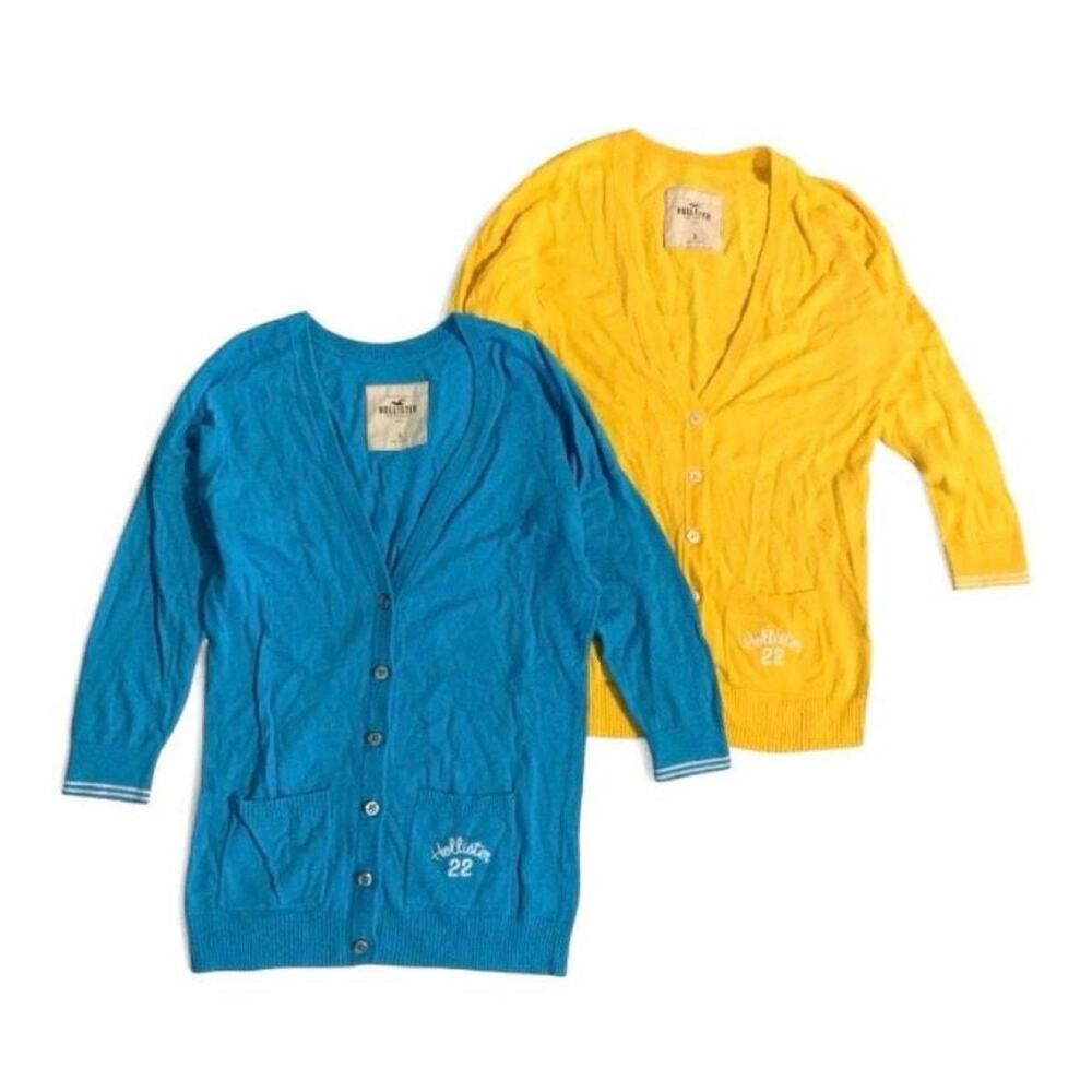 Iconic early 2000s hollister cardigan